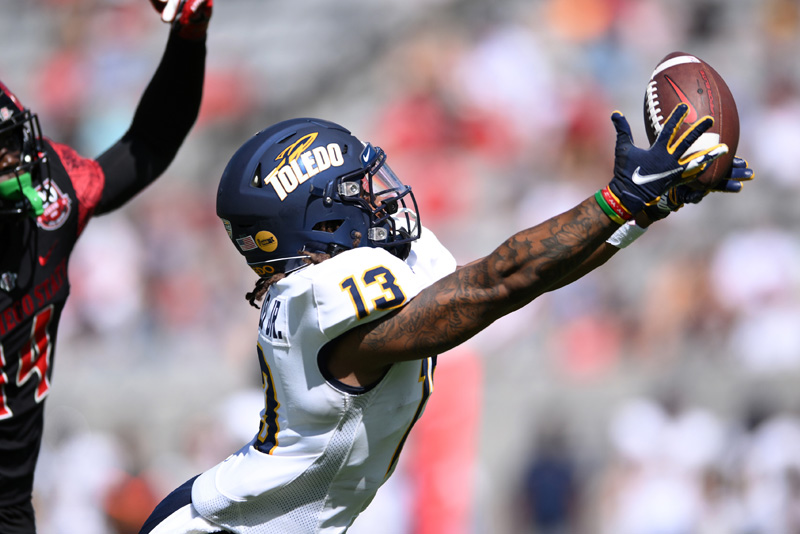 Toledo Rockets vs Western Michigan Broncos 11/25/2022 Expert Picks, Preview and Predictions.