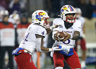 Kansas Jayhawks vs Arkansas Razorbacks 12/28/2022 Expert Picks, Odds and Previews