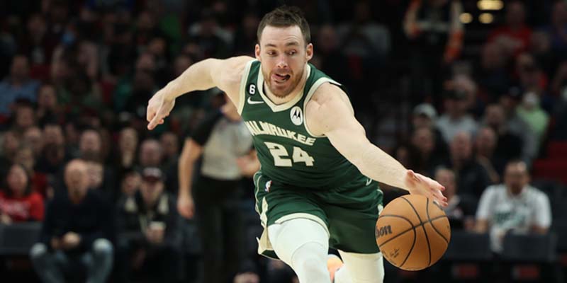 Milwaukee Bucks vs Los Angeles Lakers 2/9/2023 Free Picks, Odds and Tips