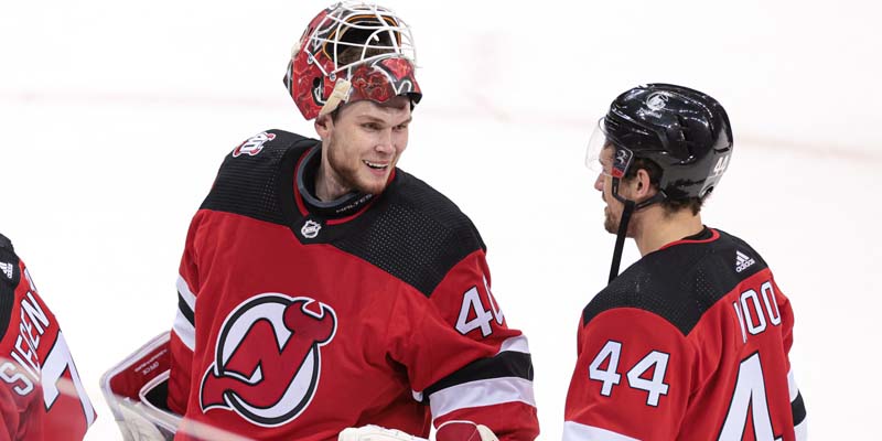 New Jersey Devils vs Carolina Hurricanes 5-3-2023