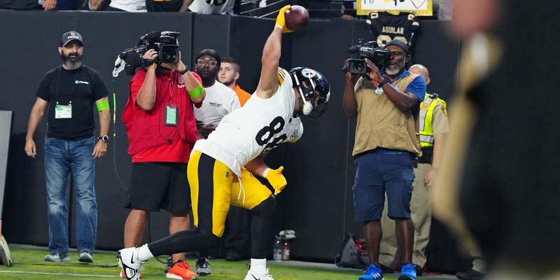 What channel is the Texans game today (10/1/23)? FREE LIVE STREAM, Time,  TV, Channel for NFL Week 4 vs. Steelers 