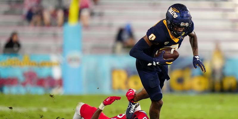 Toledo Rockets vs Illinois Fighting Illini 9-2-2023