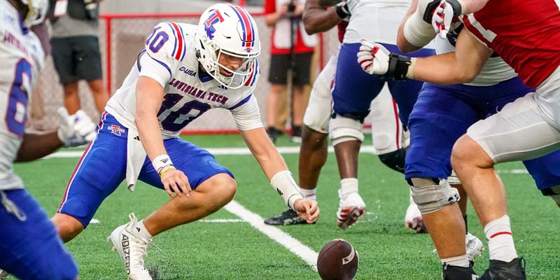 Western Kentucky Hilltoppers vs Louisiana Tech Bulldogs 10-4-23